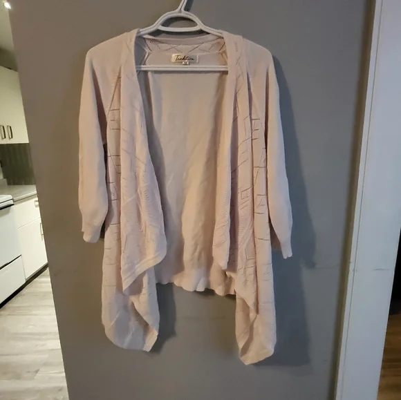 Cardigan - Picture 1 of 2